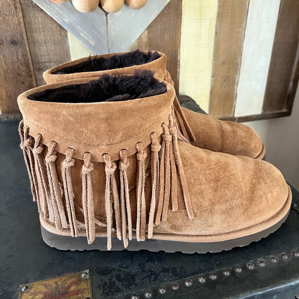 UGG Australia Wynona fringe short boots - Picture 10 of 12